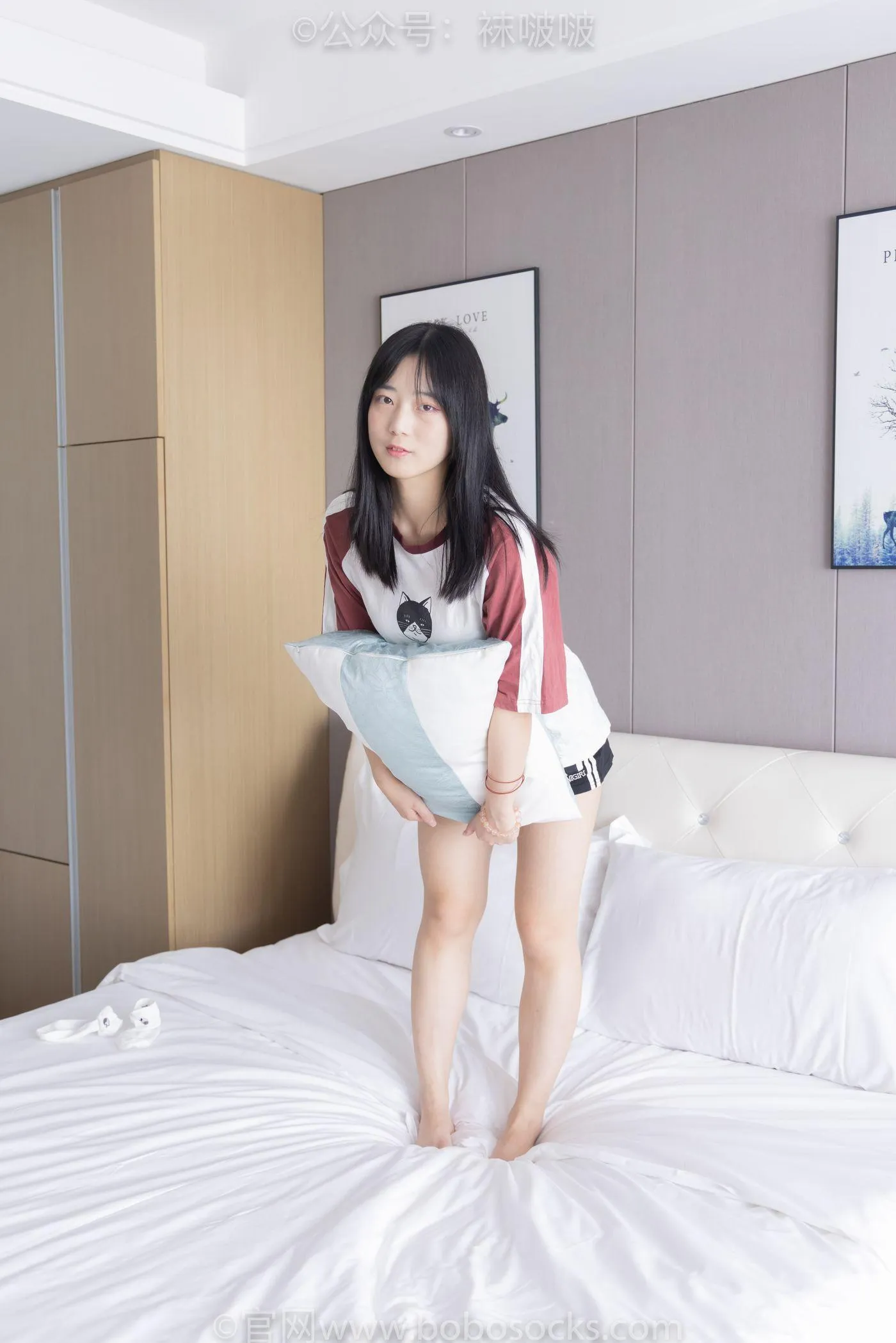 [BoBoSocks袜啵啵]NO.036 菠萝-帆布鞋、白棉袜、裸足 [138P]插图3